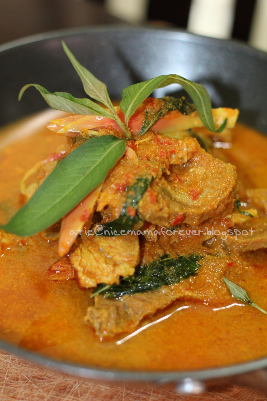 StoriesofLife: Asam Pedas Daging Bersantan