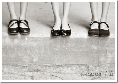triplet feet