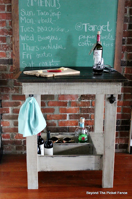 rustic bar, pallets, old drawer, kitchen island, https://goo.gl/Y5pVhA