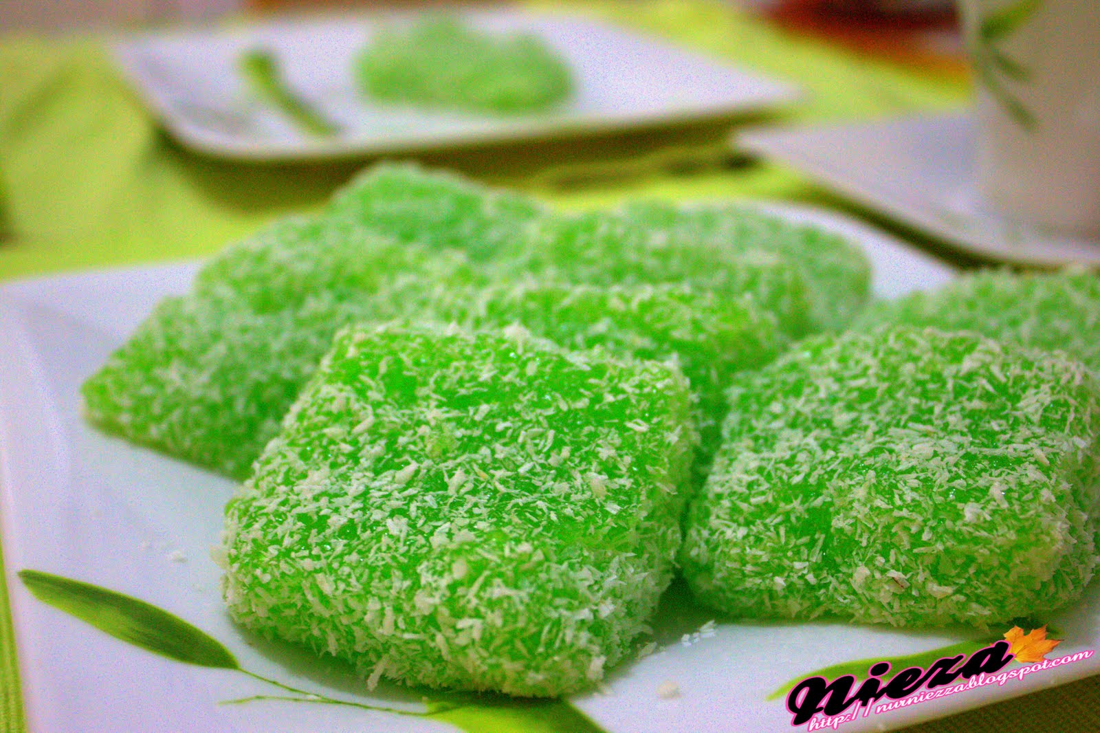 Our Journey Begins: Bronok @ Kuih Sagu (Kukus)