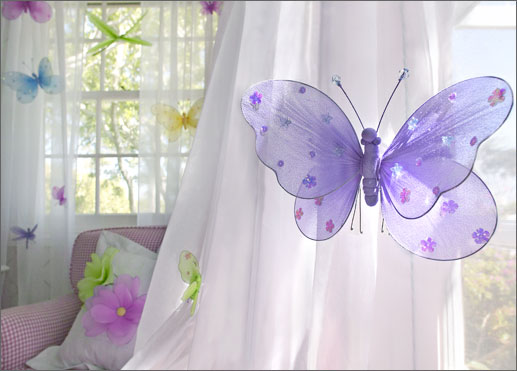 DORMITORIOS PARA NIÑAS DECORADO CON MARIPOSAS