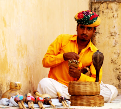 Snake-Charmer-Cobra-Jaipur-Palace-Enigmatic-India