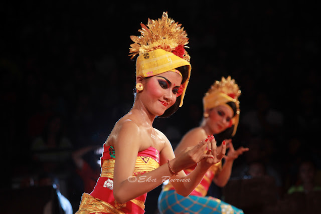 Tata Rambut Tradisional Bali
