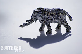Spray painting kids toy - Silver sparkly elephant figurine