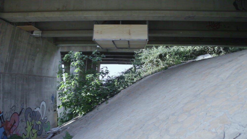 This Man Built A Small House Under A Bridge In Spain Without Anyone Noticing