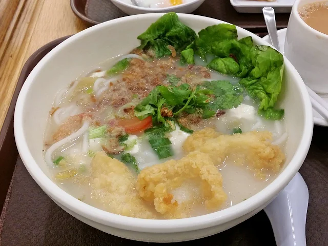 Fired Fish Bee Hoon Soup Noodle