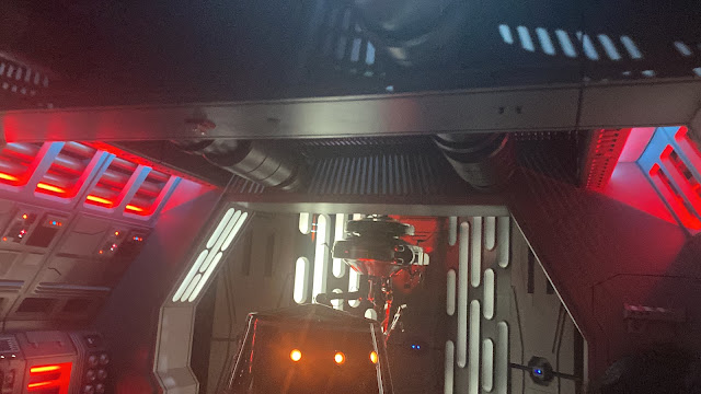 Rise of the Resistance Droid Star Wars Galaxy's Edge Ride Disney's Hollywood Studios