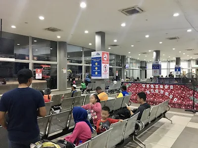 Terminal Sentral Kuantan 1F出発ロビー