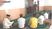 Pasca Sholat Dhuhur Pelda Nur Suhud, Dansub 13 Sektor 22 Sosialisasi di Jama'ah Masjid