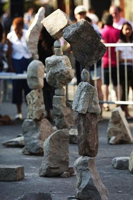 rock balancing