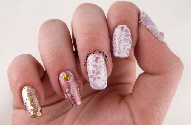 lace-stamped-nail-art