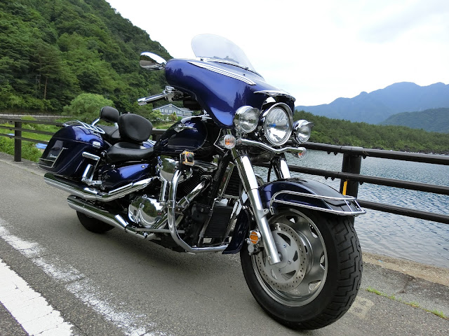 Boulevard C90 with Tsukayu batwing fairing & Saddle bags etc