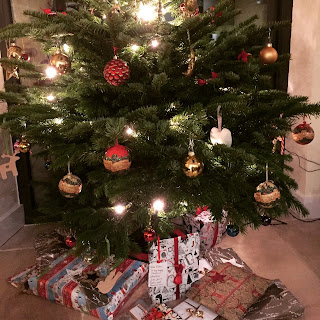 Christmas tree with presents underneath