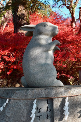 出雲大神宮　幸せなでうさぎ