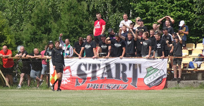 Kleiner Haufen von Start Pruszcz