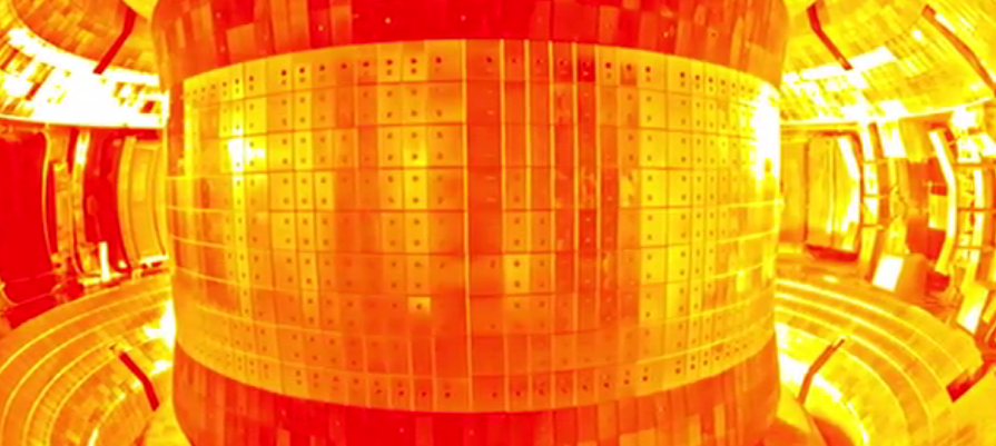 What determines the temperature of plasma? Image result for ability of plasma to retain heat and temperature Plasmas are therefore a high-energy state, with their temperatures resulting from the energies of their species (neutral atoms, electrons and ions) and depending strongly on the respective plasma's degree of ionization.