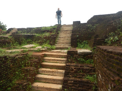 No evidences of palace ruins, stairs, terraces, ramped ledges, red bricks, narrow footsteps, Sigiriya summit
