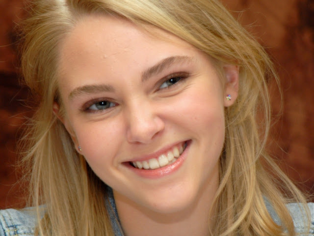 AnnaSophia Robb  Still,Wallpaper,Image,Photo,Picture,Hot,Sexy