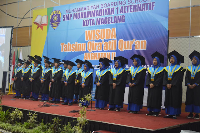 Mengakrabkan Murid Dengan Al-Qur'an, SMP Mutual Kota Magelang Mengadakan Wisuda Tahsinu Qiro’atil Qur’an Angkatan II