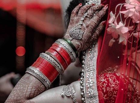 Jaipur: In India, when the bridegrooms did not offer mutton Karhari to the guests, the bridegroom took back the wedding and married another woman.