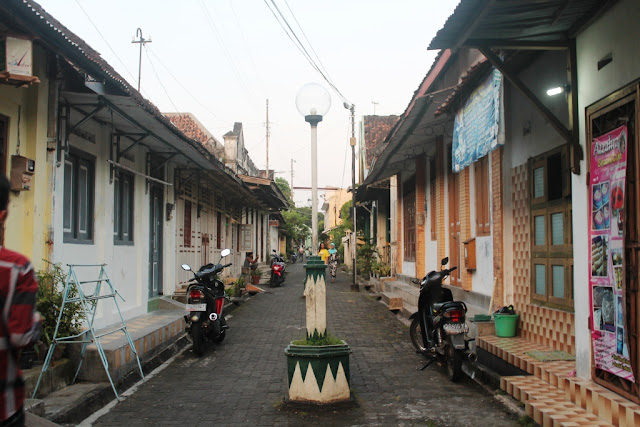 Wisata sehari kampung kauman