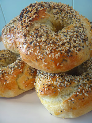 HOMEMADE EVERYTHING BAGELS