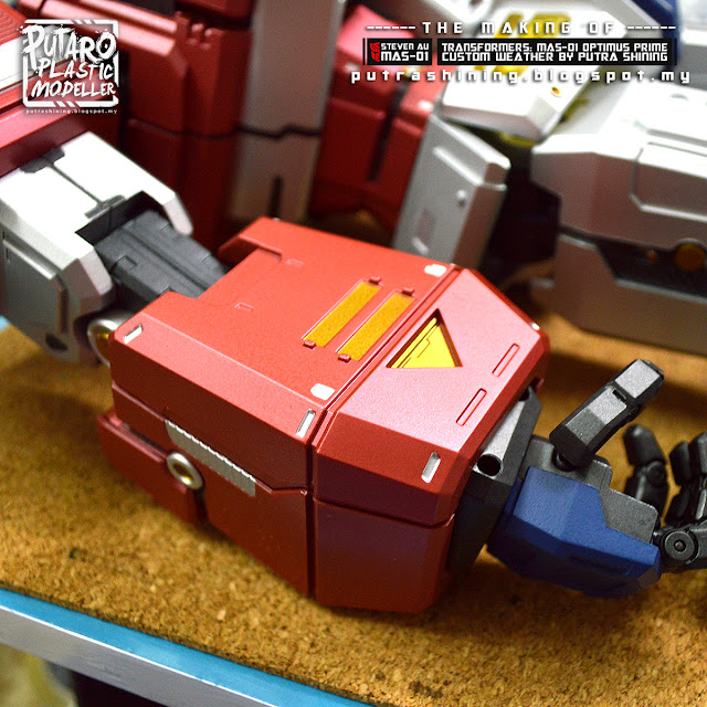 The Making of Transformers : MAS-01 Optimus Prime 18'' Custom Weather by Putra Shining