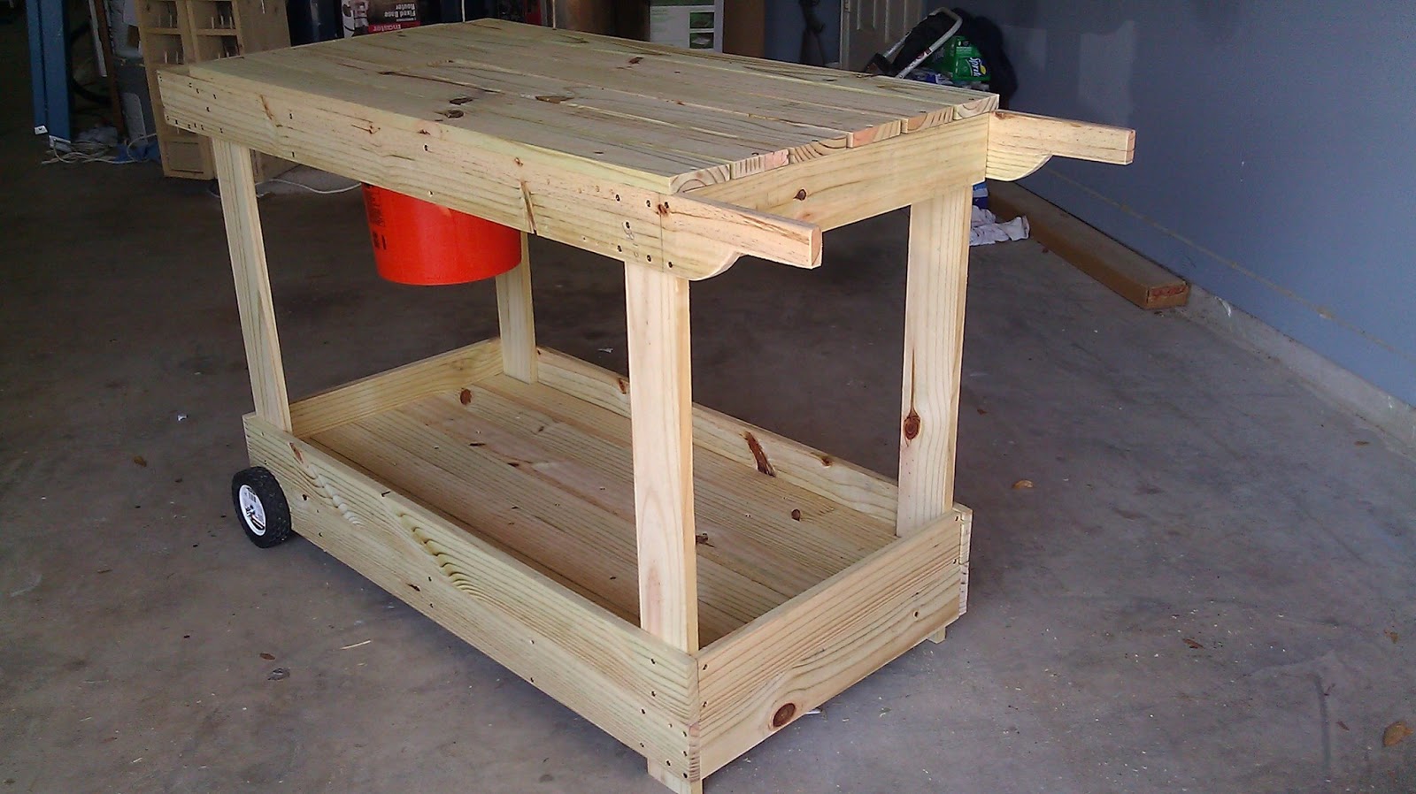 Design 65 of Portable Potting Bench