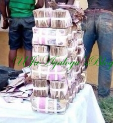 Mountains of Naira Notes: See the Huge Cash Recovered from Armed Robbers in Benin (Photos)