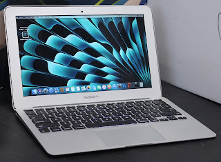 Jual Macbook Air Core i5 Mid-2011 11.6" Fullset Lengkap