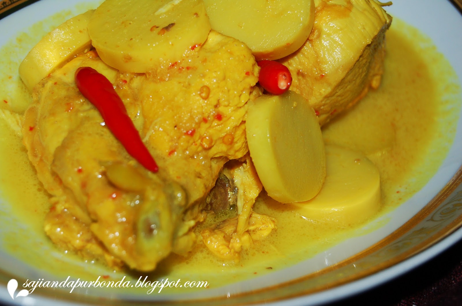 Sajian Dapur Bonda: Masak Lemak Cili Api Ayam dan Rebung