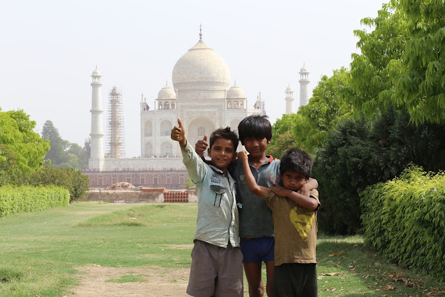 Taj Mahal View Of Front