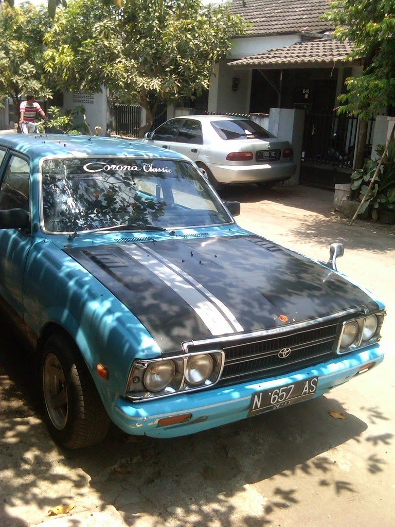 DIJUAL TOYOTA CORONA 1975 JEMBER LAPAK MOBIL DAN MOTOR BEKAS