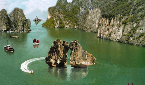 Halong Bay Beauty Scenery