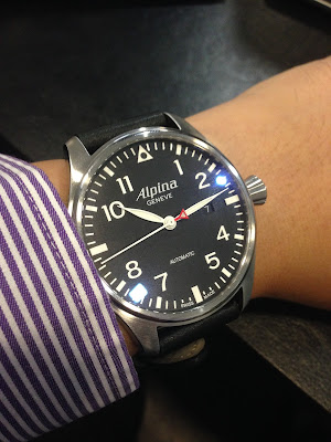 http://westernwatch.blogspot.my/2016/12/alpina-pilot-automatic-startimer-44-mm_7.html