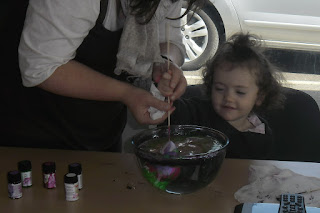 RAM Relais assistantes maternelles activités enfant peinture marbrée