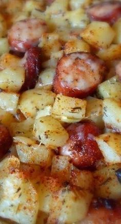 This sausage and potato dinner is easy to make with ingredients you already have in your fridge and pantry. This recipes comes together in one pan for quick clean-up. Mix it up by trying different…