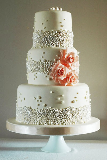 three-tier-wedding-cake-with-pearl-and-roses-design