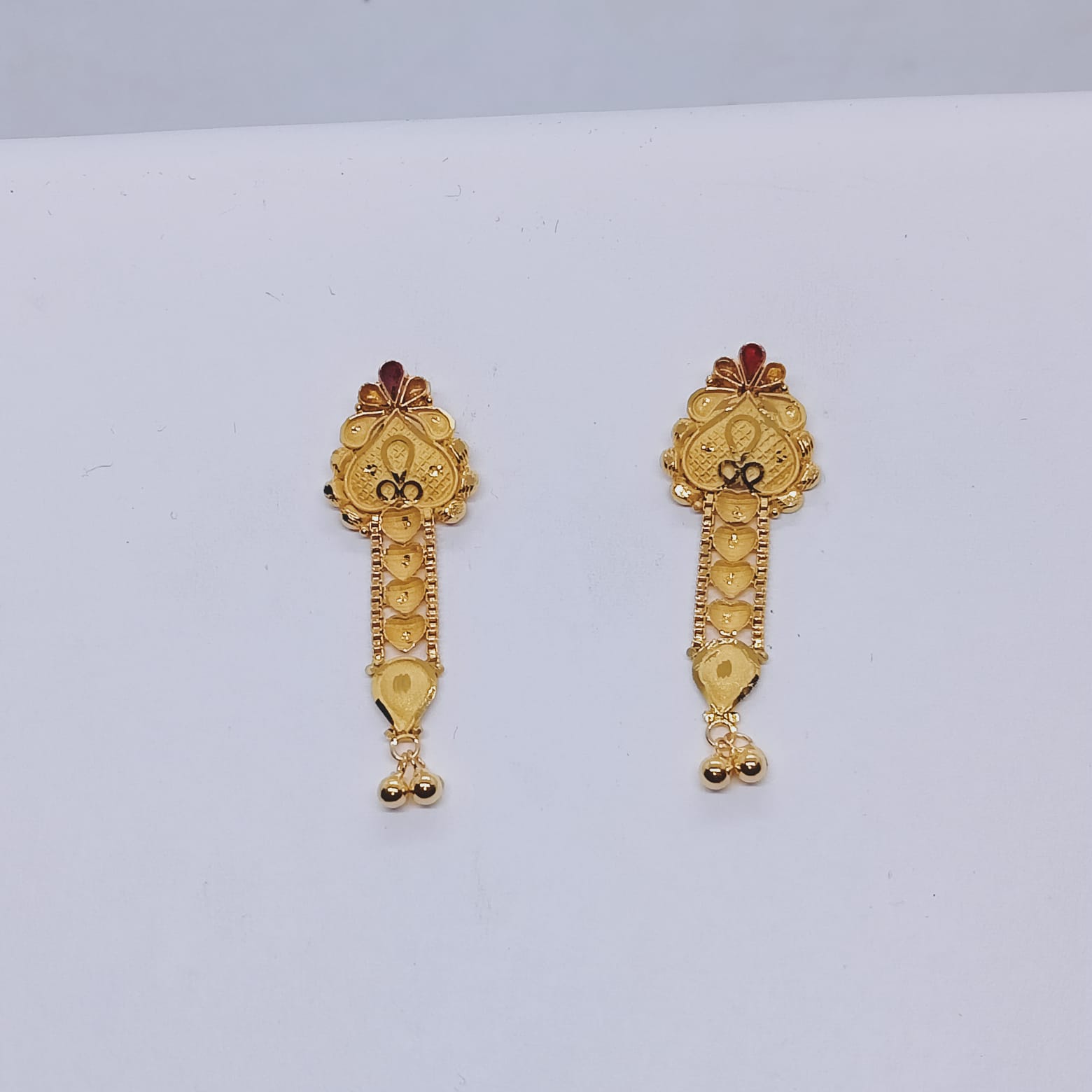 Buy Earrings  Gold  Diamond Earring Designs For Girls  CaratLane