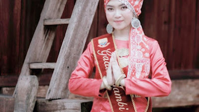 Salsa Ayu Amelia Harumkan Nama Kabupaten Muarojambi di Ajang Pemilihan Bujang Gadis Provinsi Jambi Tahun 2022