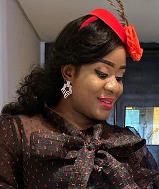 Celebrating Beautiful Broadcaster, Anne Nwaghodoh & Her Elegant Style