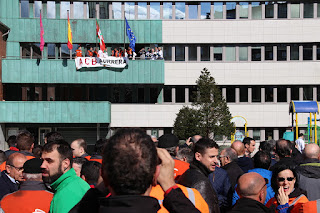 Barakaldo muestra su apoyo a los trabajadores de la Acería Compacta de Bizkaia