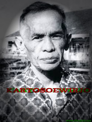 Kartosoewirjo : Biografi Lengkap