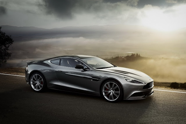 Aston Martin Vanquish 2012