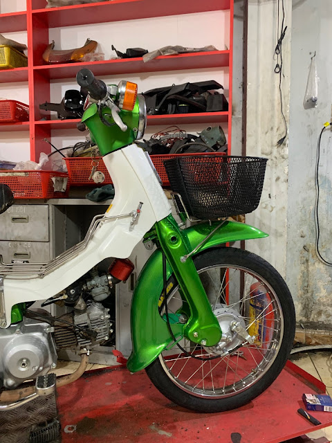 Sơn, dọn mới Honda Cub màu xanh bóng cực đẹp