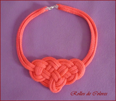 Collar nudo celta