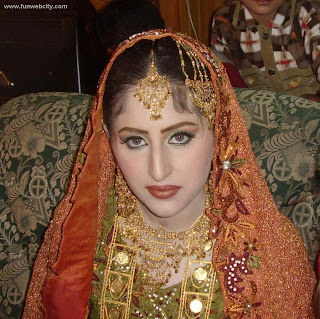 Lehenga, Brides, Dresses, Women, Walima, Bridal, Collection, 2013, Indian, Wedding, Fashion, Pakistani