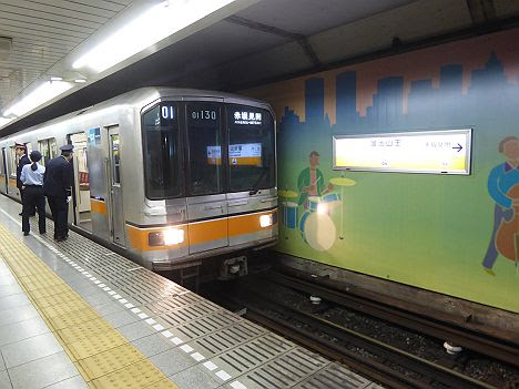 銀座線　赤坂見附行き　01系(渋谷駅改良工事に伴う運行)