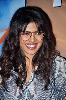 priyanka chopra latest wallpapers