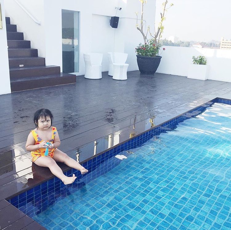 7 Perlengkapan Berenang Anak yang Wajib dibawa Food 